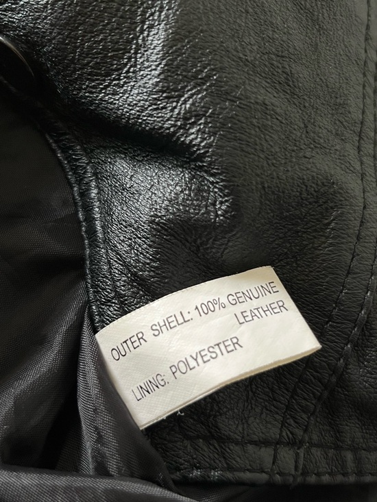 Black Leather Vest with USA Eagle Patch - Picture 8 of 8